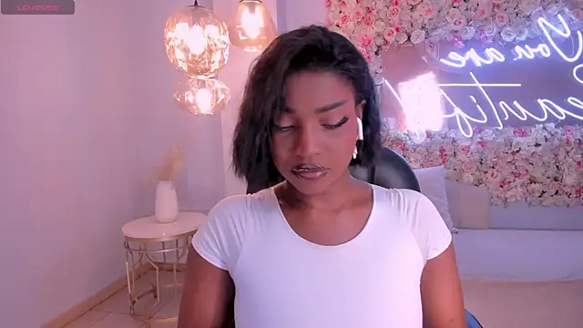 SavannahStorm online show from 03.31.26