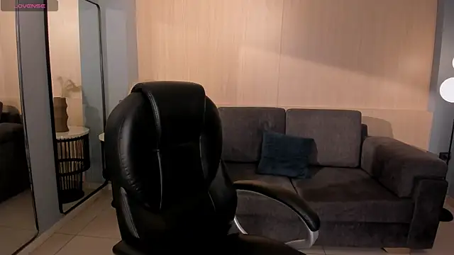SavannahStorm online show from 07.10.26
