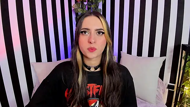 liz goth online show from 09.29.25