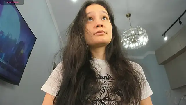 miss shine online show from 01.31.25