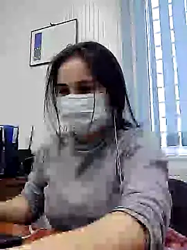 Snapshot of MikaKors chatting on 01.31.25 MikaKors online show from 01.31.25