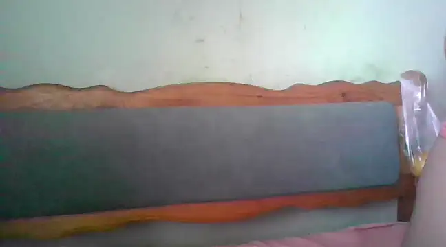 Snapshot of MikaKors chatting on 03.10.25 MikaKors online show from 03.10.25