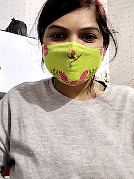 illay love online show from 02.14.25