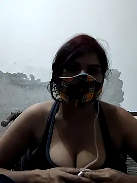 illay love online show from 10.18.25