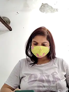 illay love online show from 04.03.26