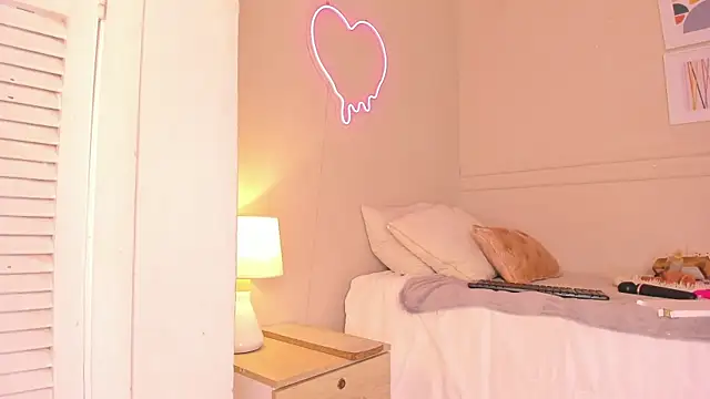 zoe sky  online show from 11.11.25