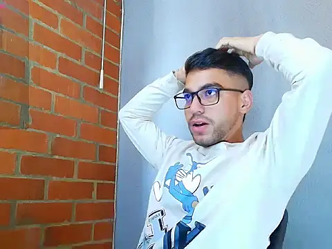 Leandro valenzuela online show from 10.12.25