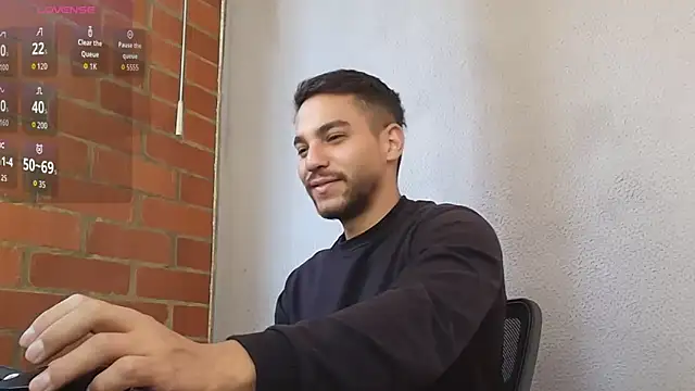 Leandro valenzuela online show from 04.08.26