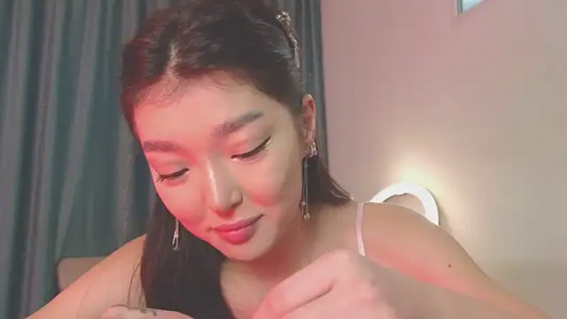 AudreyMell online show from 02.06.26