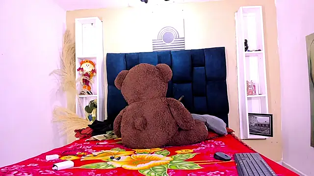 Snapshot of AlissonSpears chatting on 06.29.26 AlissonSpears online show from 06.29.26
