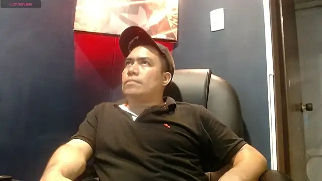 Jhonatan Morales S online show from 03.04.25