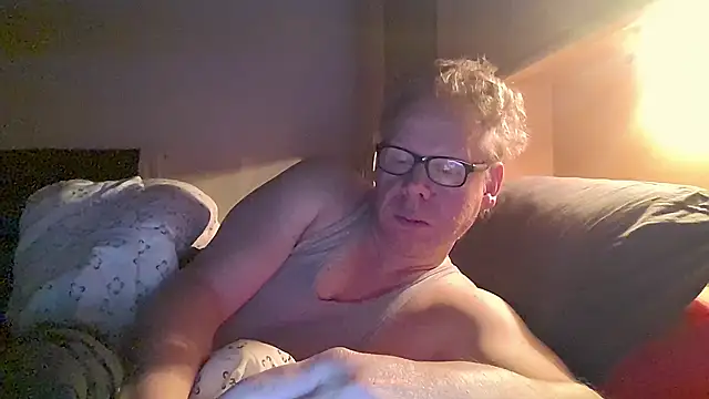 kinkyslet8 online show from 12.20.25