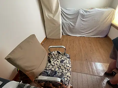 Snapshot of RuffClvb chatting on 02.15.25 RuffClvb online show from 02.15.25