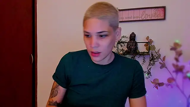 Charlee pink online show from 01.11.26