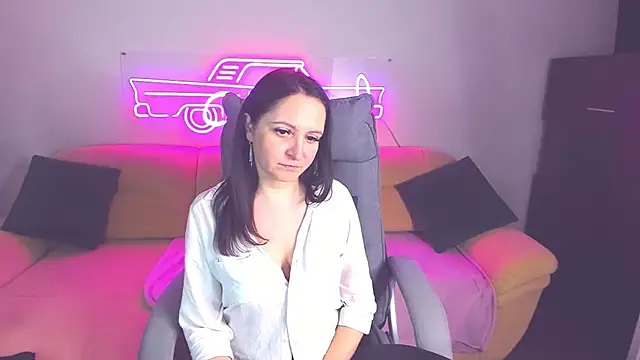 Snapshot of AngellLika chatting on 12.07.24 AngellLika online show from 12.07.24