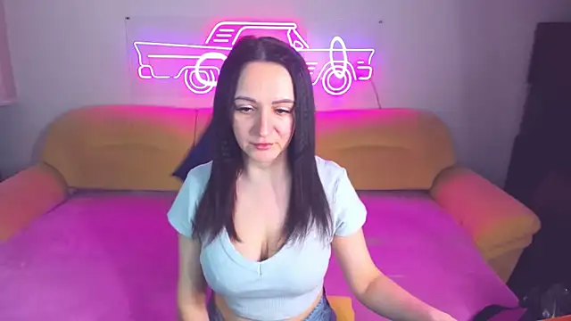 Snapshot of AngellLika chatting on 02.07.25 AngellLika online show from 02.07.25