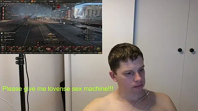 Snapshot of BigL0ve chatting on 02.15.26 BigL0ve online show from 02.15.26