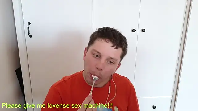 Snapshot of BigL0ve chatting on 02.21.26 BigL0ve online show from 02.21.26