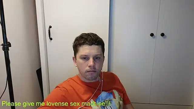 Snapshot of BigL0ve chatting on 02.24.26 BigL0ve online show from 02.24.26