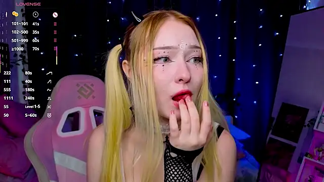 ElswythCovil online show from 09.24.25