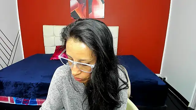 Snapshot of Abrillee1 chatting on 01.08.25 Abrillee1 online show from 01.08.25