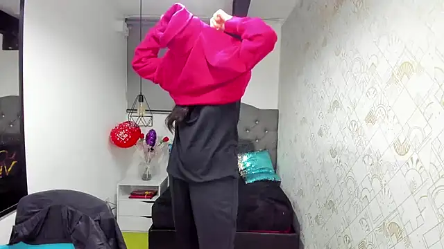 Snapshot of Abrillee1 chatting on 03.07.25 Abrillee1 online show from 03.07.25