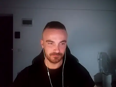Snapshot of mu5clemania2 chatting on 12.17.24 mu5clemania2 online show from 12.17.24