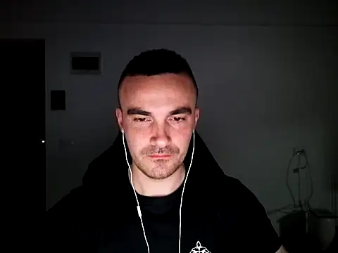 Snapshot of mu5clemania2 chatting on 01.17.25 mu5clemania2 online show from 01.17.25