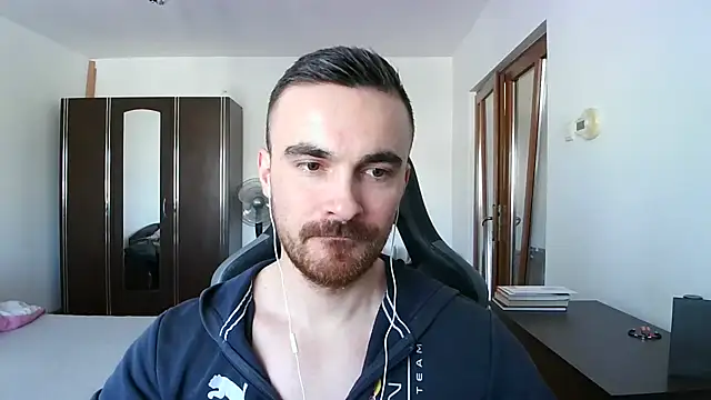 Snapshot of mu5clemania2 chatting on 02.02.26 mu5clemania2 online show from 02.02.26