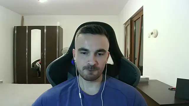 Snapshot of mu5clemania2 chatting on 02.06.26 mu5clemania2 online show from 02.06.26