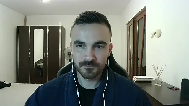 Snapshot of mu5clemania2 chatting on 02.16.26 mu5clemania2 online show from 02.16.26