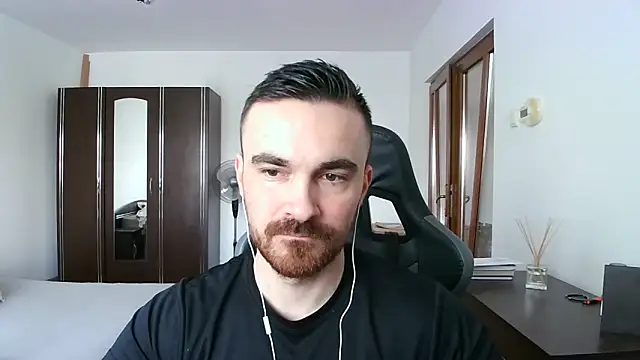 Snapshot of mu5clemania2 chatting on 02.22.26 mu5clemania2 online show from 02.22.26