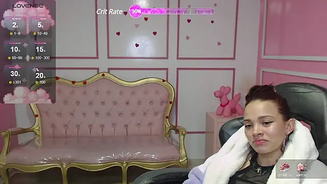 Snapshot of ailen_t chatting on 12.15.24 ailen t online show from 12.15.24