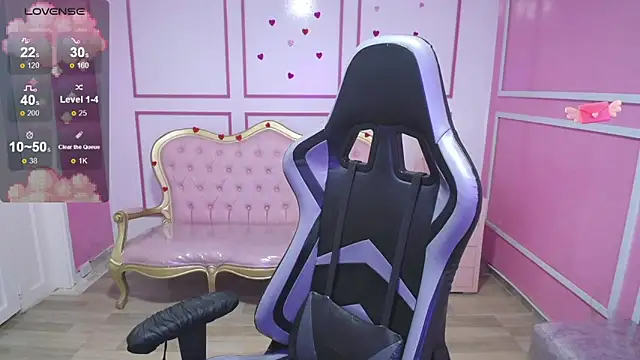 Snapshot of ailen_t chatting on 03.15.25 ailen t online show from 03.15.25
