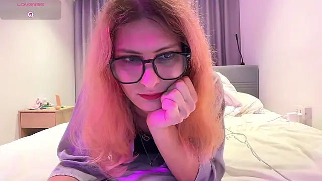 Alice Pinkhead online show from 07.28.26