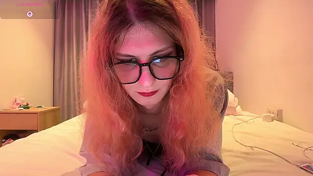 Alice Pinkhead online show from 07.30.26