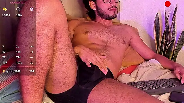 Nicholasrodrii online show from 12.06.24