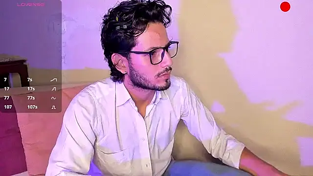 Nicholasrodrii online show from 12.10.24