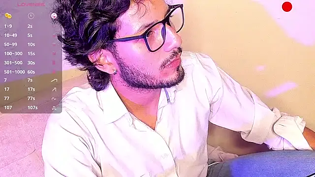 Nicholasrodrii online show from 12.13.24