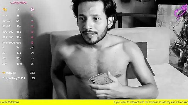 Nicholasrodrii online show from 02.14.25