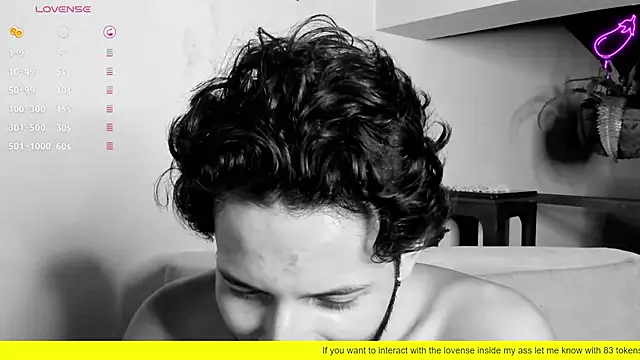 Nicholasrodrii online show from 02.14.25