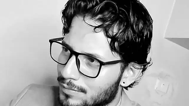 Nicholasrodrii online show from 03.01.25