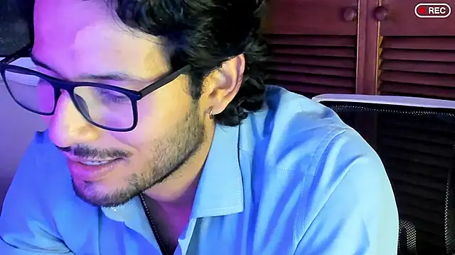 Nicholasrodrii online show from 09.21.25