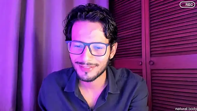 Nicholasrodrii online show from 10.07.25