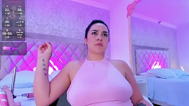 brianaGuzman online show from 01.28.25