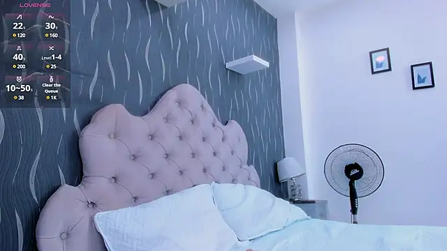 brianaGuzman online show from 03.03.25