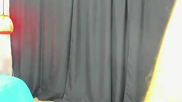 Snapshot of louis_bcasta1 chatting on 02.10.25 louis bcasta1 online show from 02.10.25