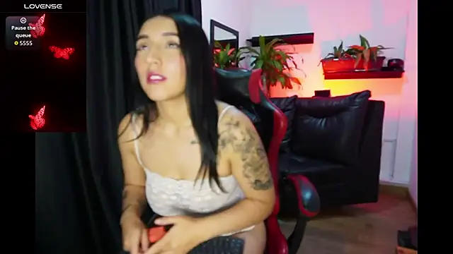 amy fox2 online show from 11.18.25