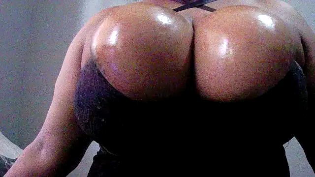 tripplexhoney101 online show from 02.07.26