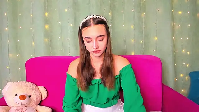 EvaLil online show from 12.11.24